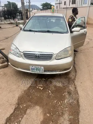 Toyota Corolla LE 2006 Gold