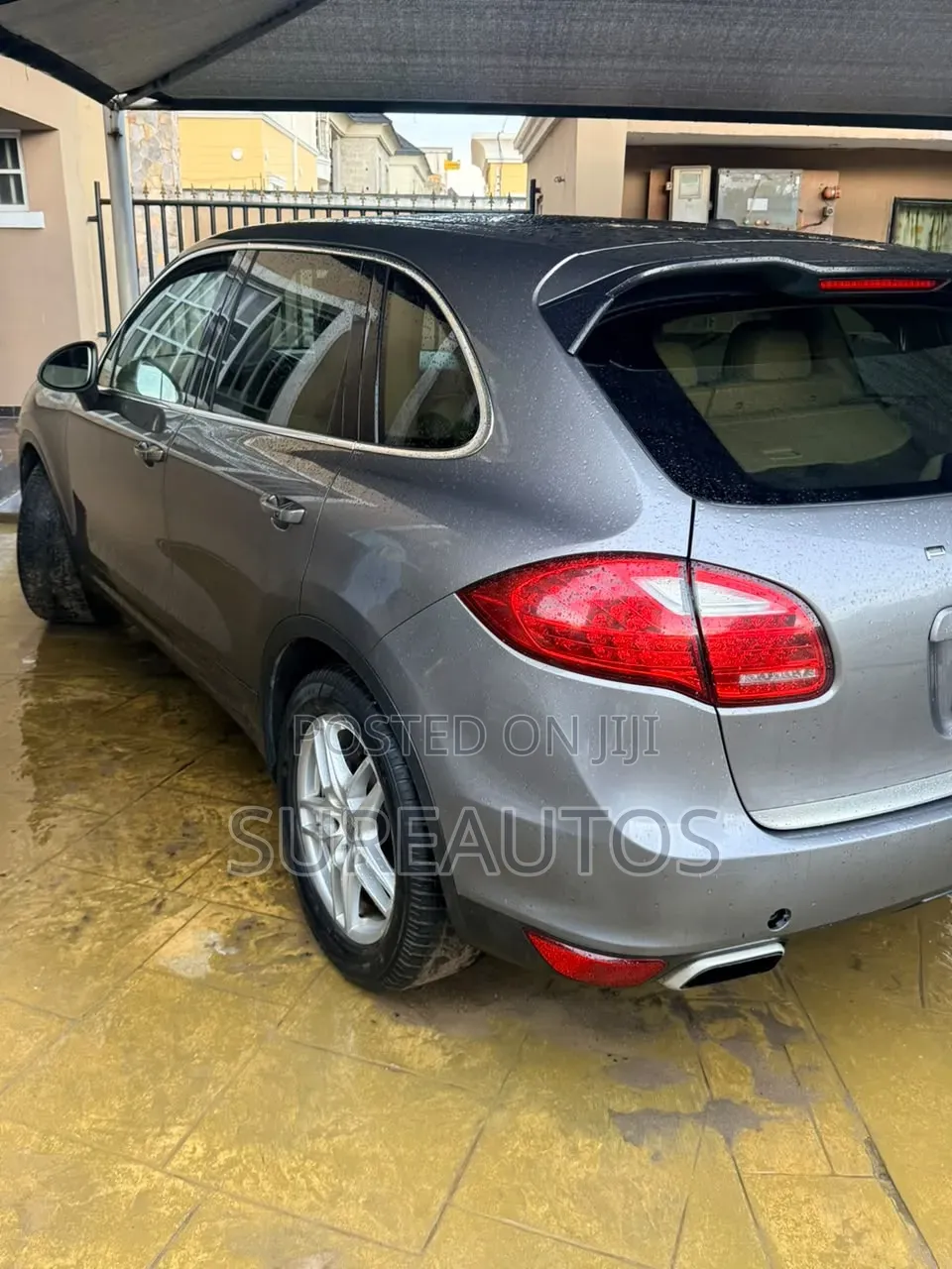 Porsche Cayenne S 2011 Gray