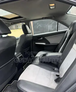 Toyota Camry SE 4dr Sedan (2.5L 4cyl 6A) 2013 Gray