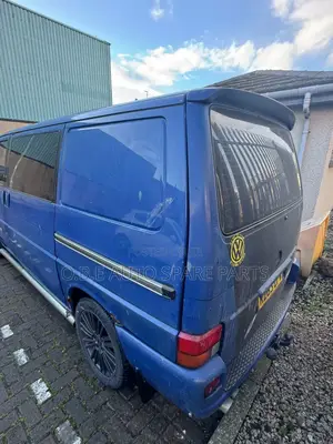 Volkswagen Transporter 2008 Blue