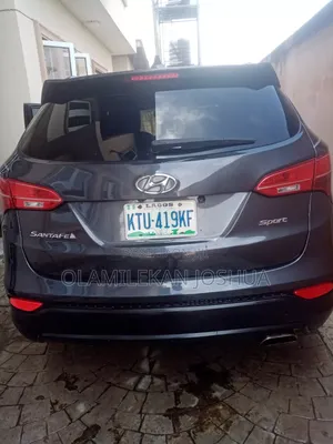 Hyundai Santa Fe 2016 Gray