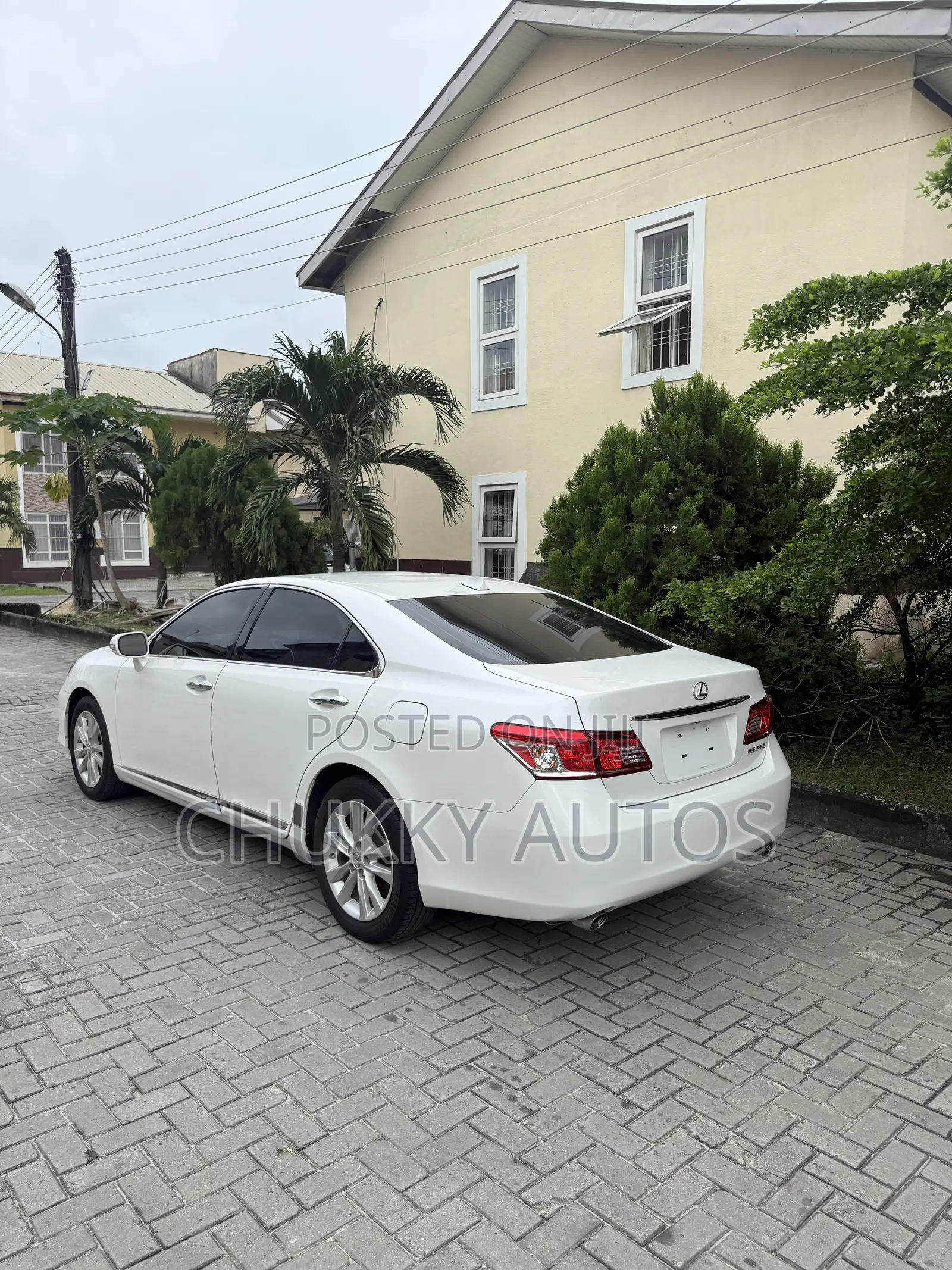 Lexus ES 350 2011 White