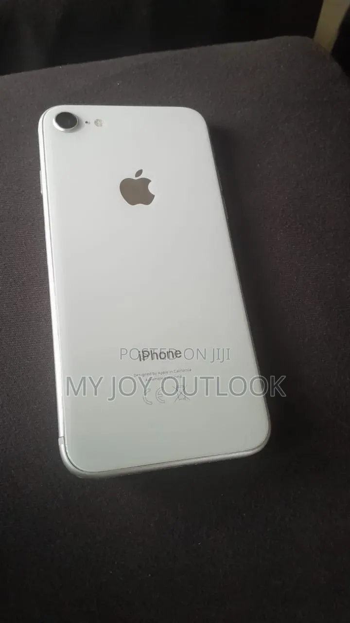 Apple iPhone 8 64 GB Silver