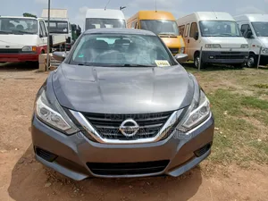 Nissan Altima 2016 Gray