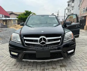 Mercedes-Benz GLK-Class 2010 Black