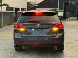 Toyota Venza 2010 Gray