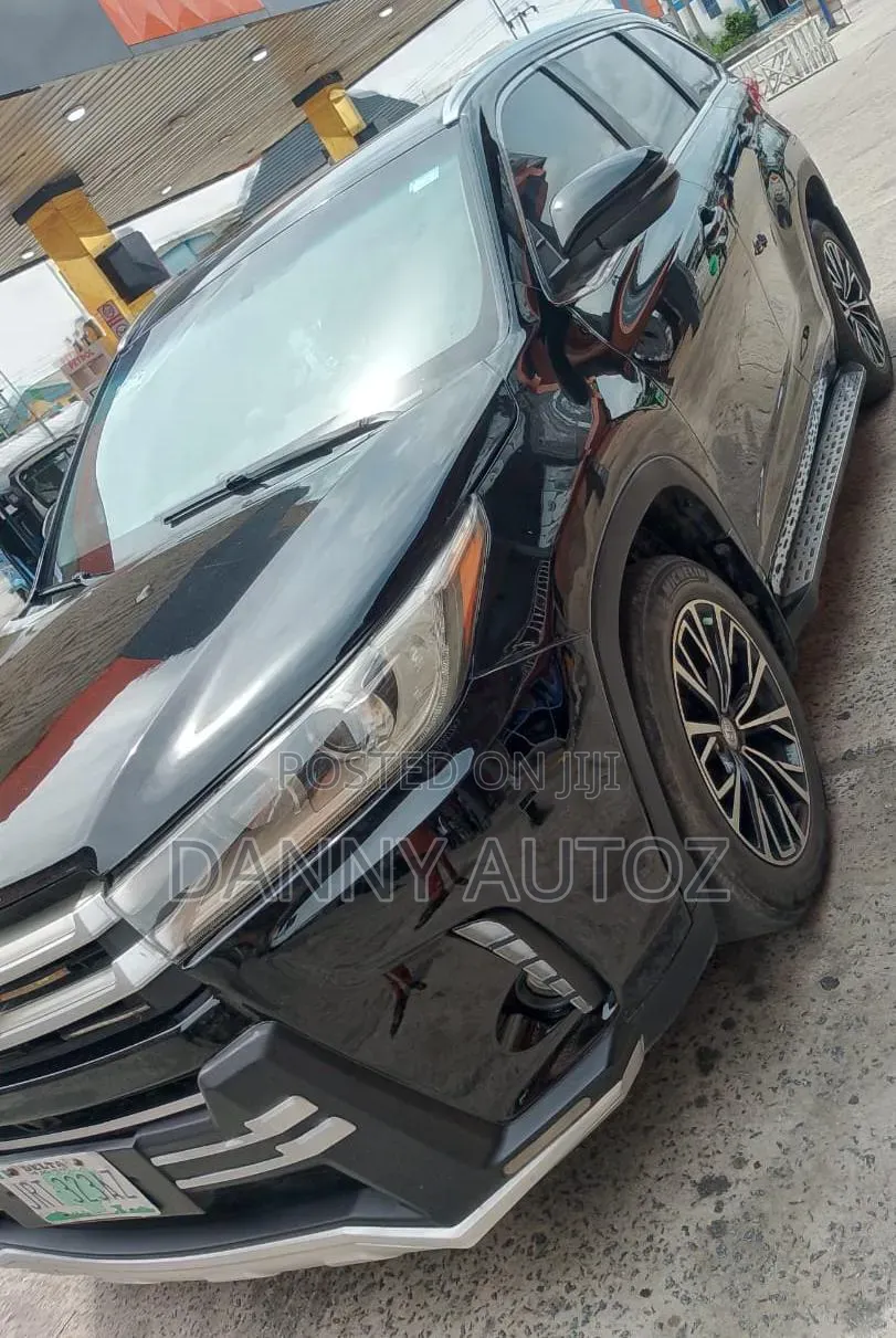 Toyota Highlander 2016 Black