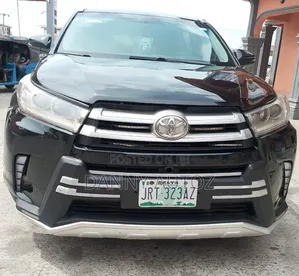 Toyota Highlander 2016 Black