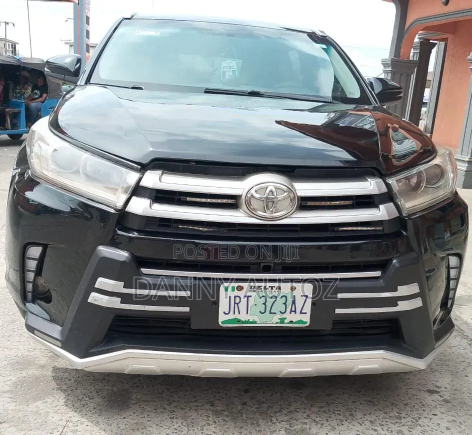 Toyota Highlander 2016 Black