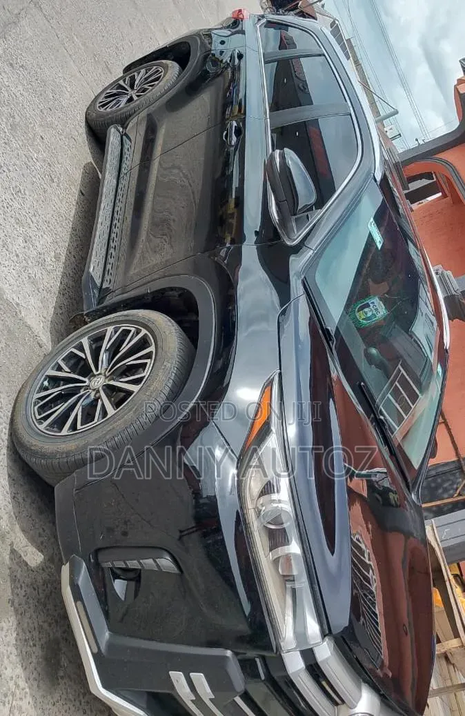 Toyota Highlander 2016 Black