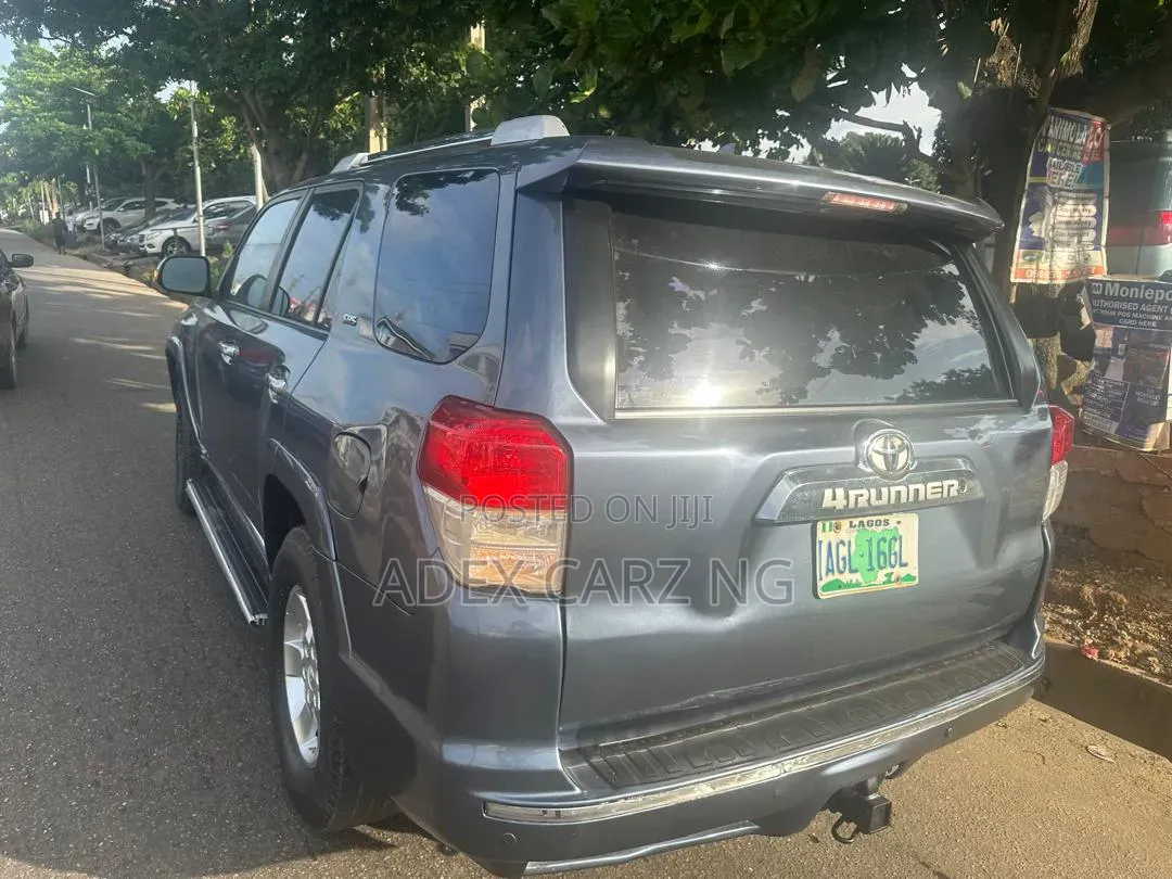 Toyota 4-Runner 2014 Gray