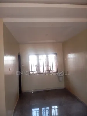 3bdrm Apartment in Premier Layout, Enugu for rent