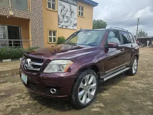 Mercedes-Benz GLK-Class 2011 Burgundy