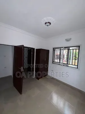 3bdrm Block of Flats in Ikolaba Gra, Ibadan for rent