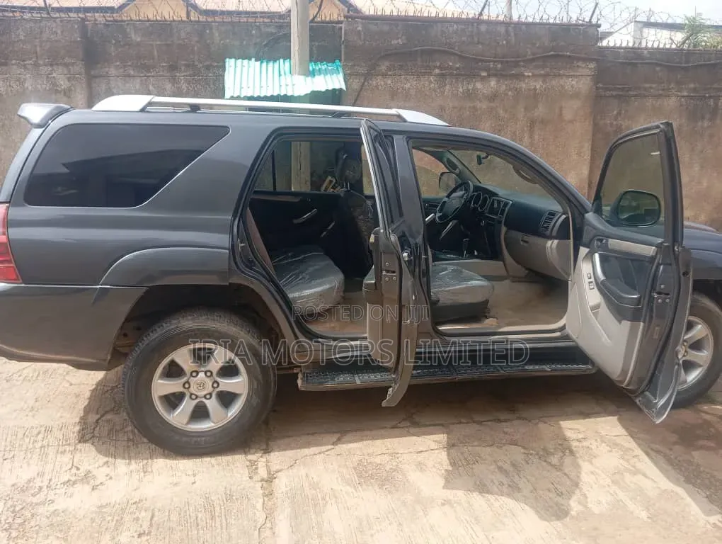 Toyota 4-Runner 2004 Gray
