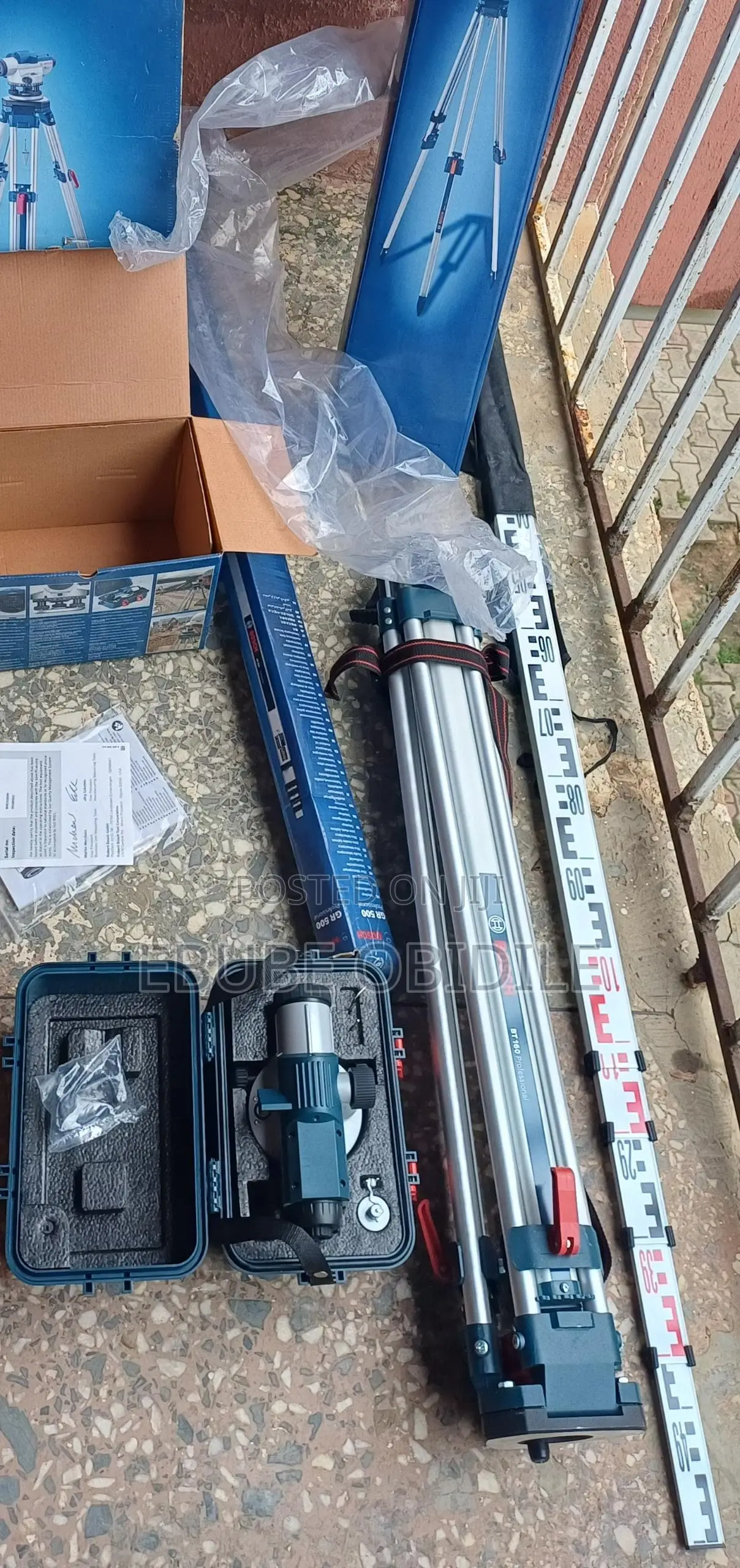 New Bosch Professional Optical Level Kit.