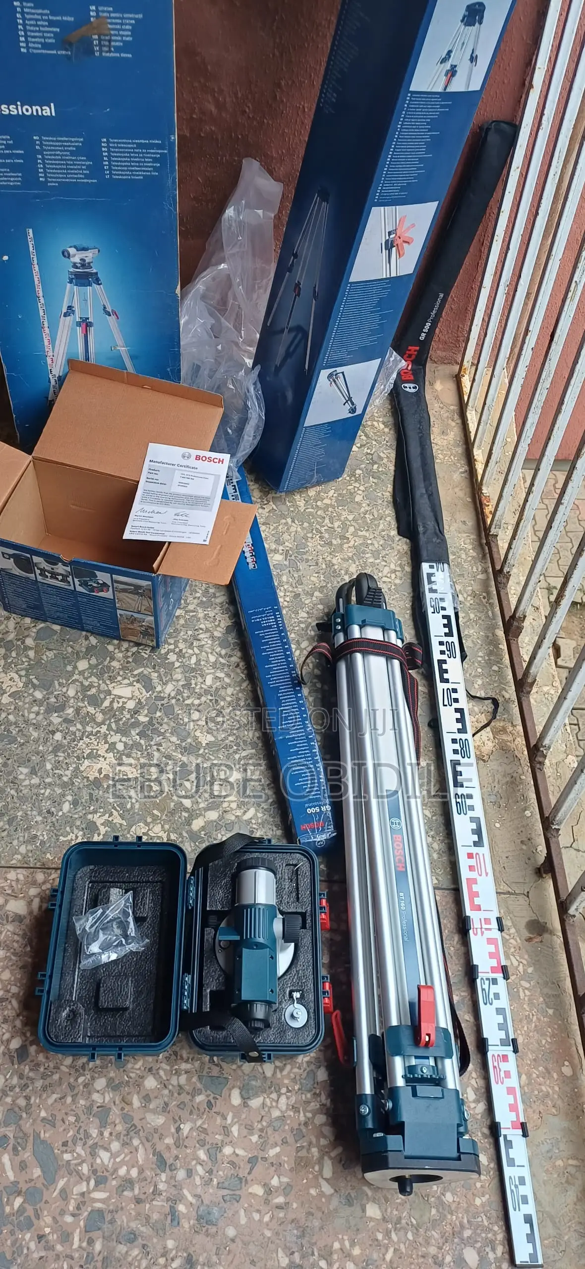New Bosch Professional Optical Level Kit.
