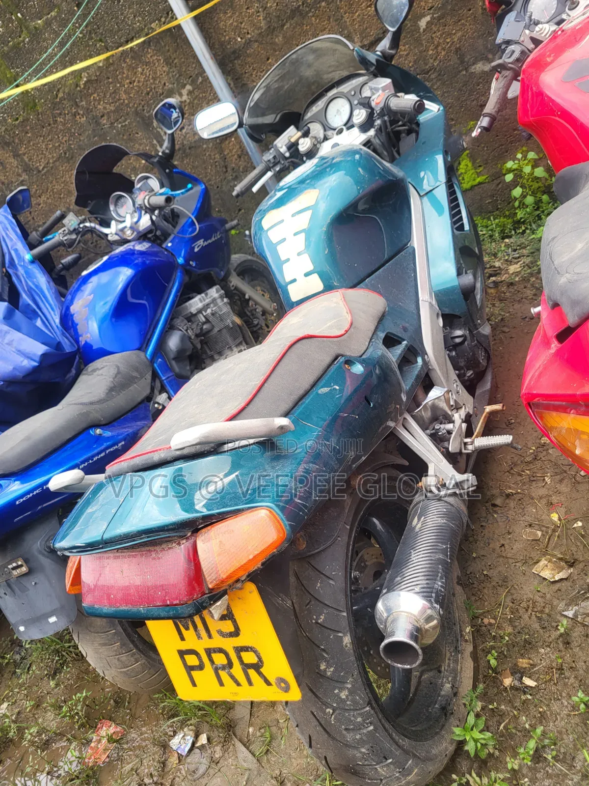Honda VFR 700F 2010 Green