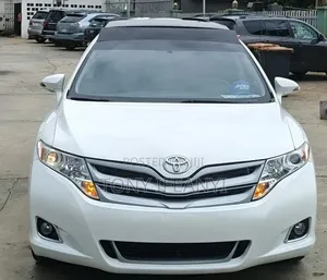Toyota Venza Limited AWD V6 2013 White