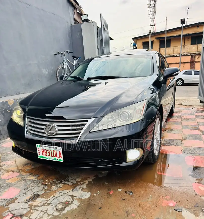 Lexus ES 350 2011 Blue