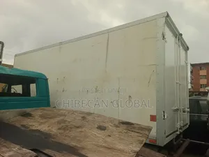 Mitsubishi Fuso Canter 2007 White