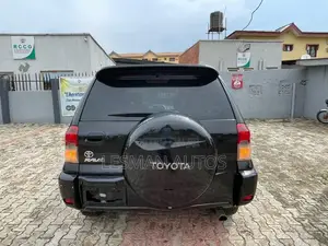 Toyota RAV4 2005 Black