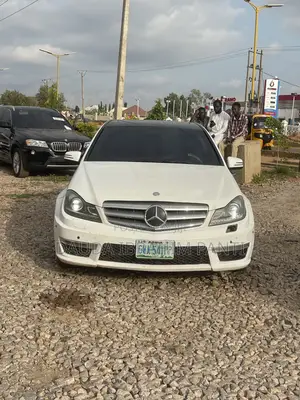 Mercedes-Benz C300 2008 White