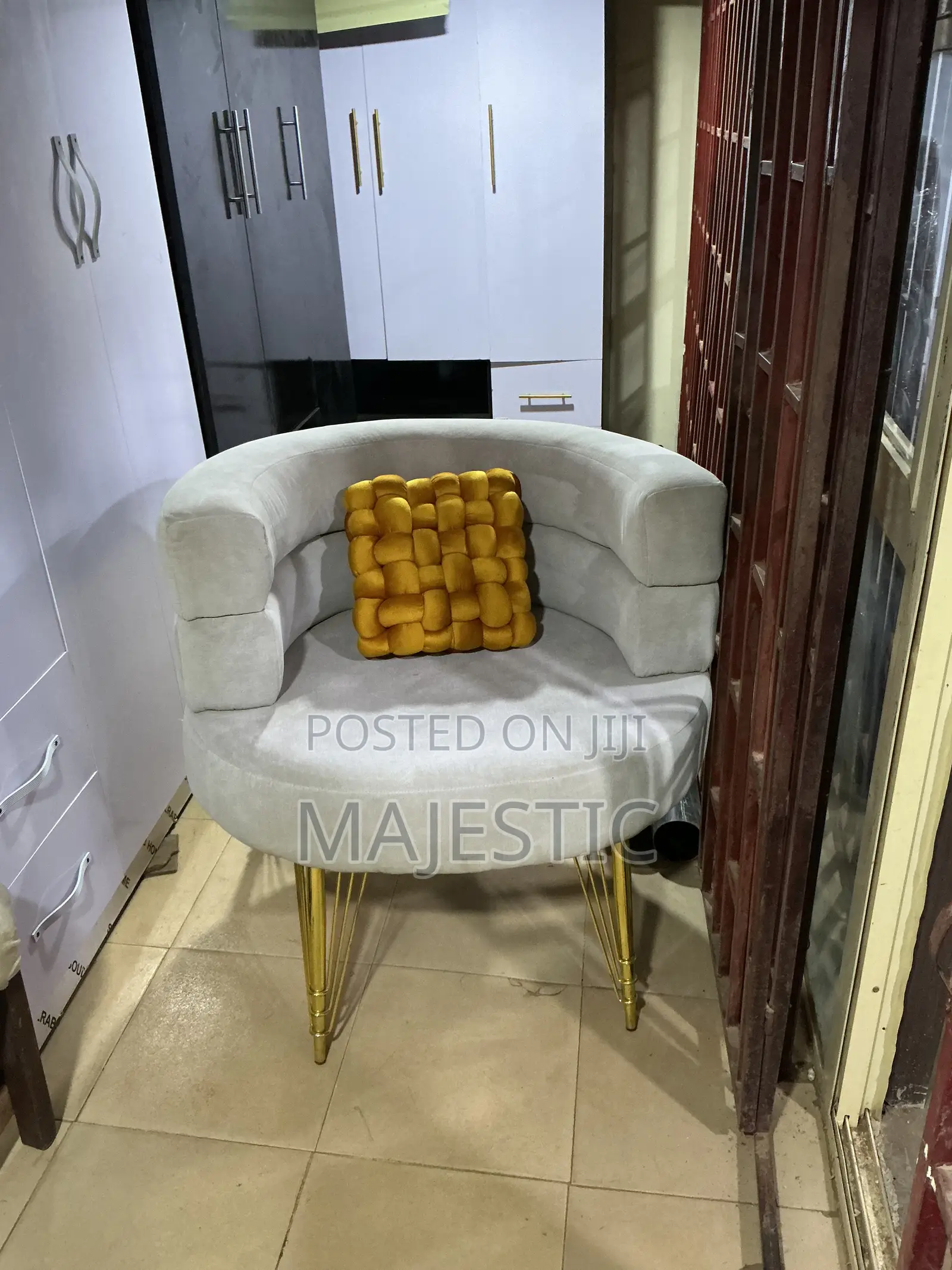 Single Sofa Chair