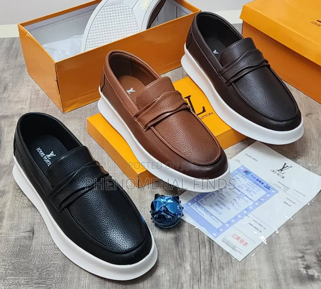 Louis Vuitton Men's Premium Leather