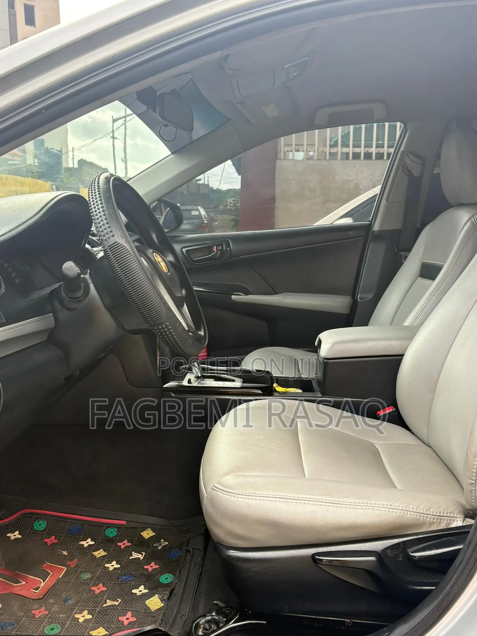 Toyota Camry 2014 Silver