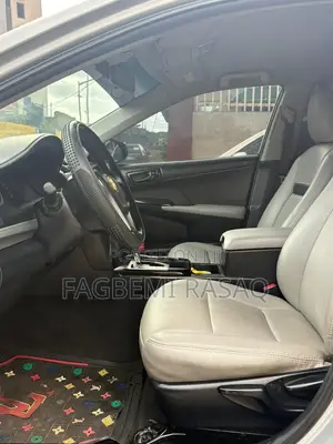 Toyota Camry 2014 Silver
