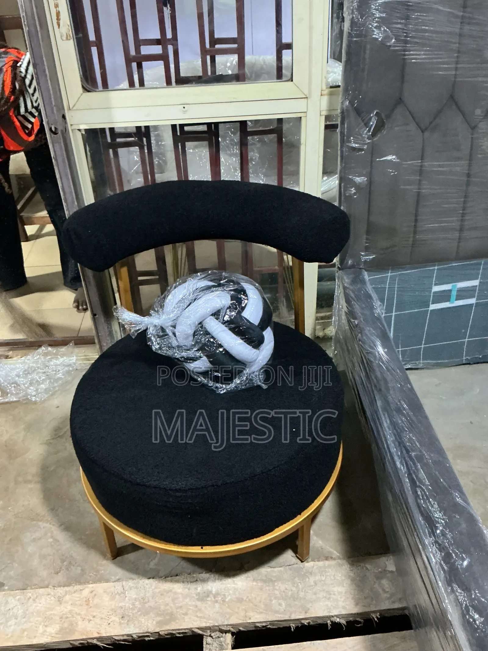 Single Sofa