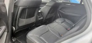 Mercedes-Benz M Class 2011 Silver