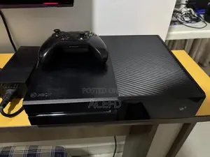 Xbox One 512 Gb, Controller, 10+ Games