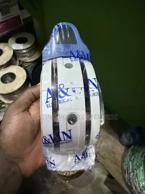 100 Amps Knife Change Over Switch