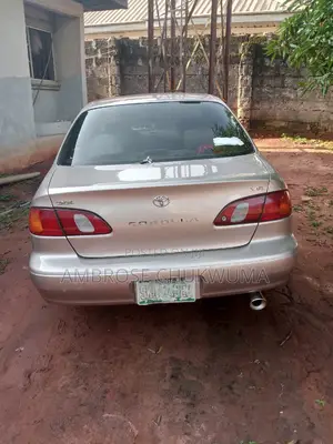 Toyota Corolla 1.9 D Sedan 2000 Gray