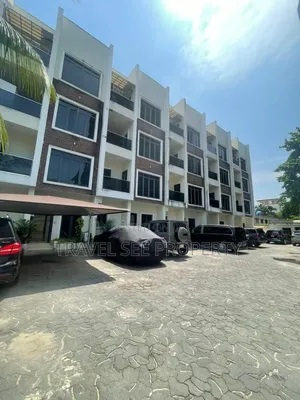 Furnished 5bdrm Duplex in Adeola Adeku for rent