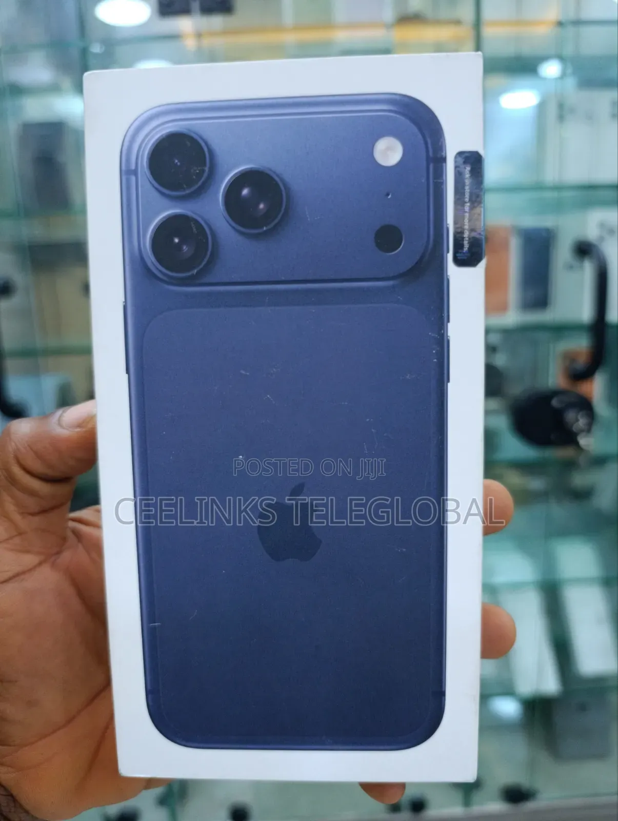 New Apple iPhone 17 Pro Max 256 GB Blue