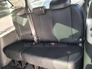 Toyota Sienna SE Premium 8 Passenger (3.5L 6cyl 6A) 2016 Gray