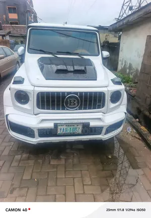 Mercedes-Benz G-Class 2005 White