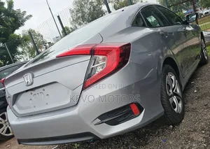 Honda Civic 2018 Silver
