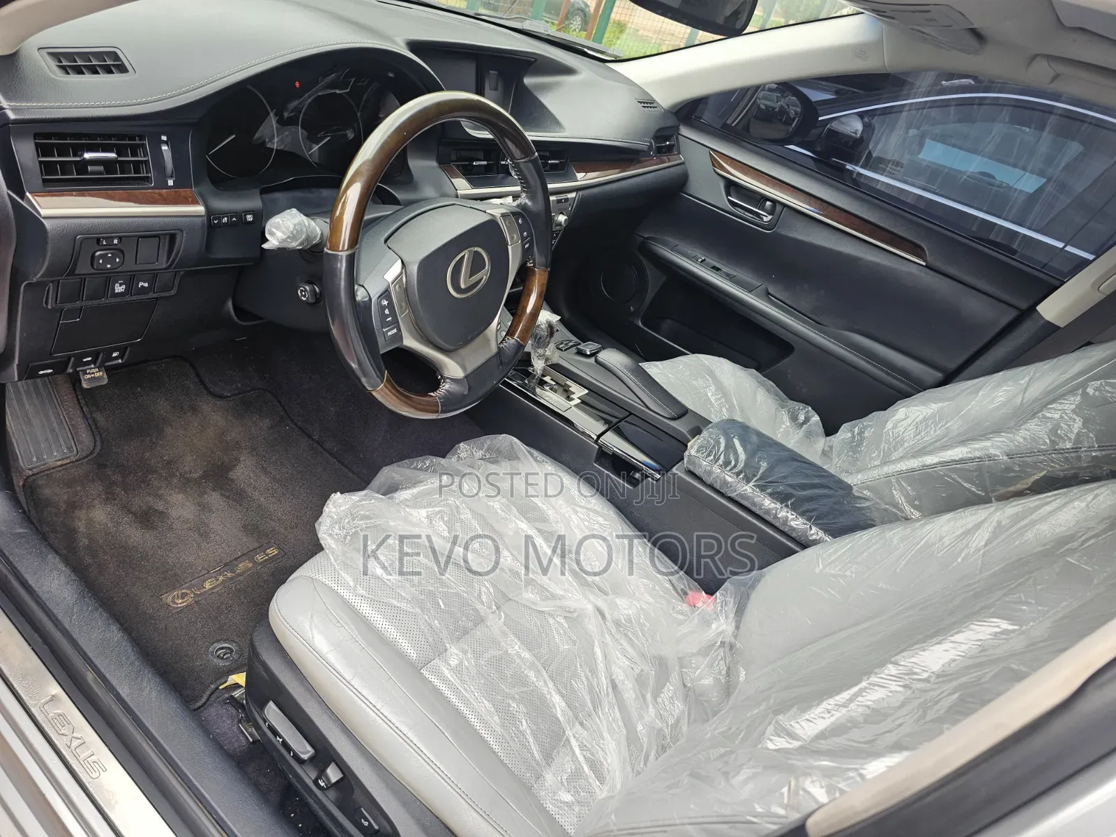 Lexus ES 2015 Silver