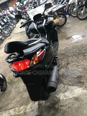 Yamaha Majesty 2017 White