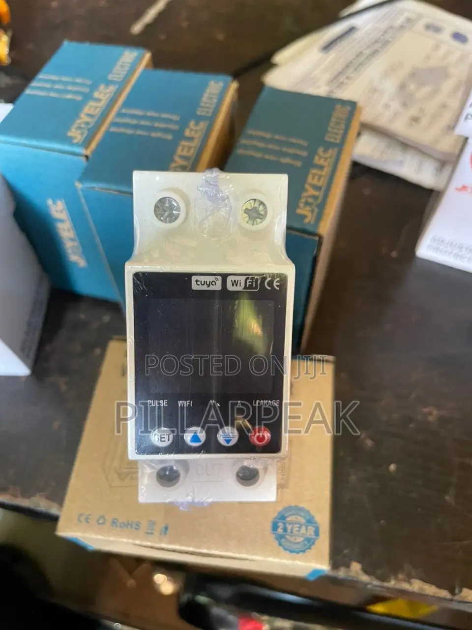 Mobile Phone Wifi Controlled Intelligent Reclosing Protector