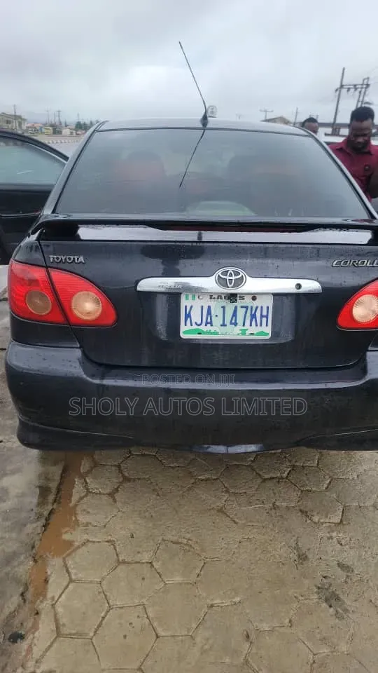 Toyota Corolla 2005 Black