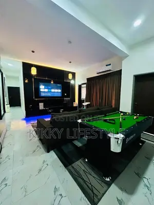 2 Bedroom Apartment MLX