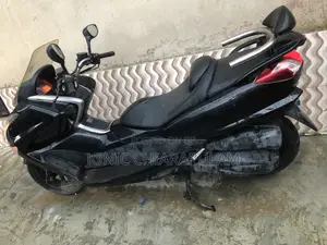 Yamaha Majesty 2017 White