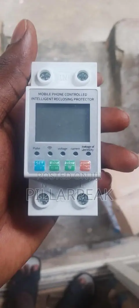 Mobile Phone Wifi Controlled Intelligent Reclosing Protector