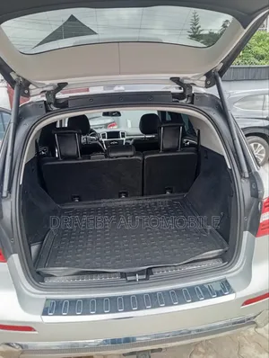 Mercedes-Benz M Class ML350 4MATIC 4dr SUV AWD (3.5L 6cyl 7A) 2015