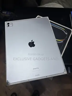 Apple iPad Pro 13 (2025) 256 GB Silver